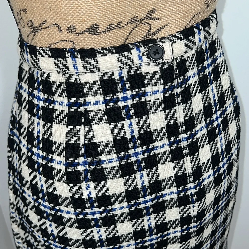 SOLD 🎄🎅🏾 - Picture 6 of 9